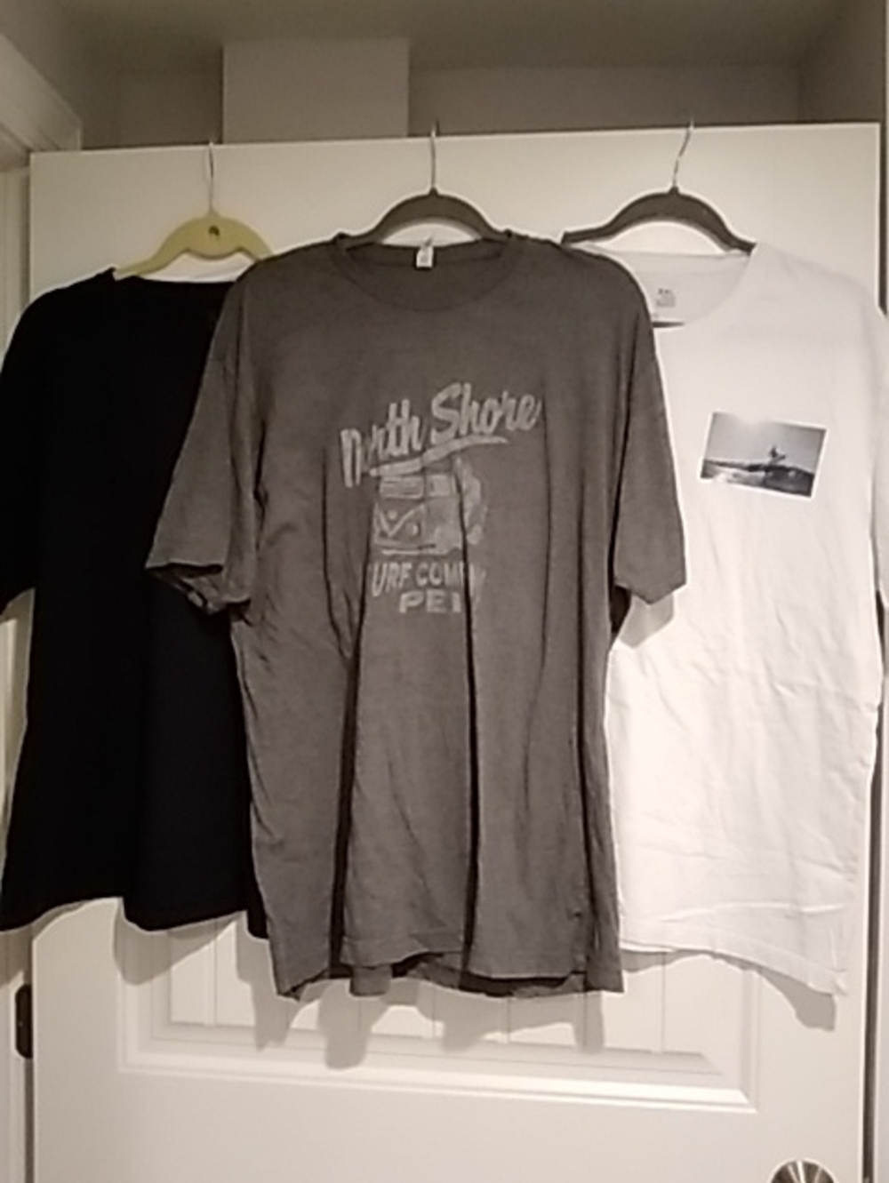Bundle/lot Of 3 Men's Gray Graphic Short-Sleeve Tee